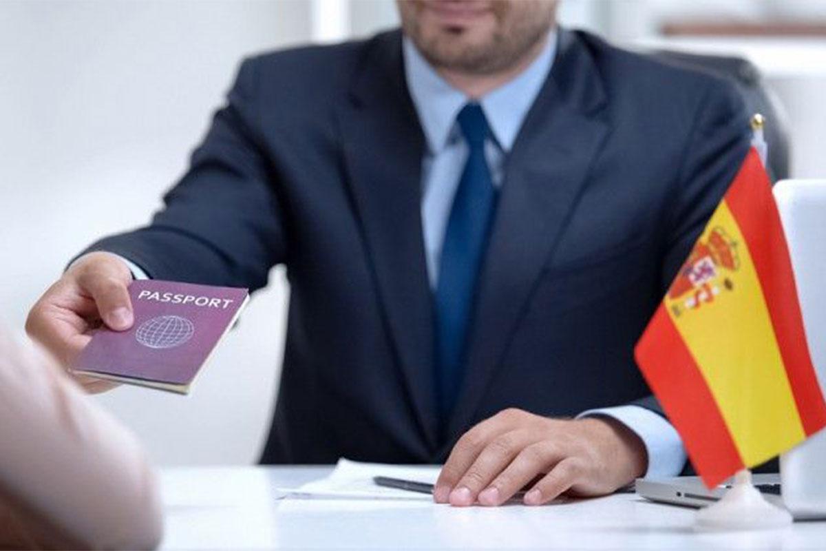 اخذ اقامت اسپانیا از طریق خرید ملک